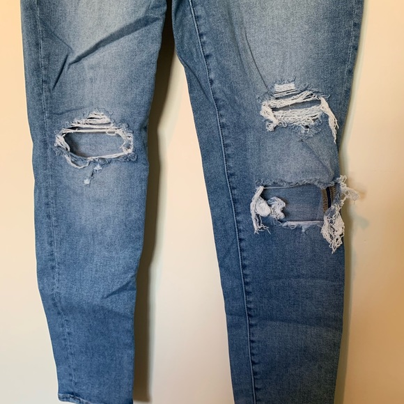 AE High Waist Jeans - Picture 2 of 3